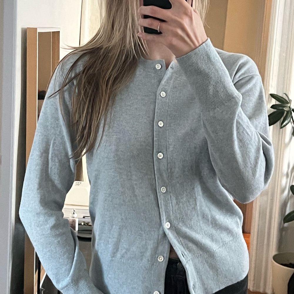 Everlane Women's Light Blue Gray Cardigan